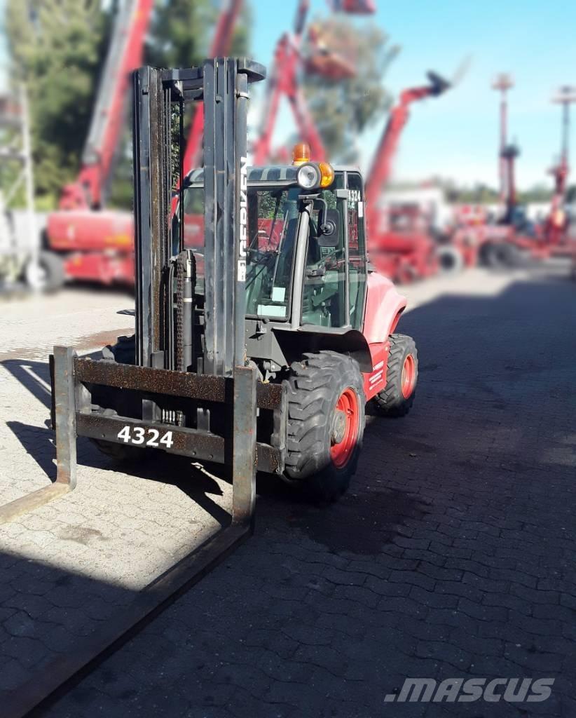 Ausa C 300 H X4 Навантажувачі підвищеної прохідності