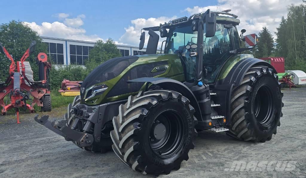 Valtra Q 285 Трактори