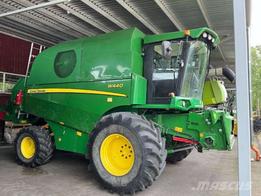 John Deere W 440 Зернозбиральні комбайни