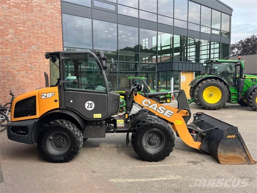 CASE 21F Фронтальні навантажувачі