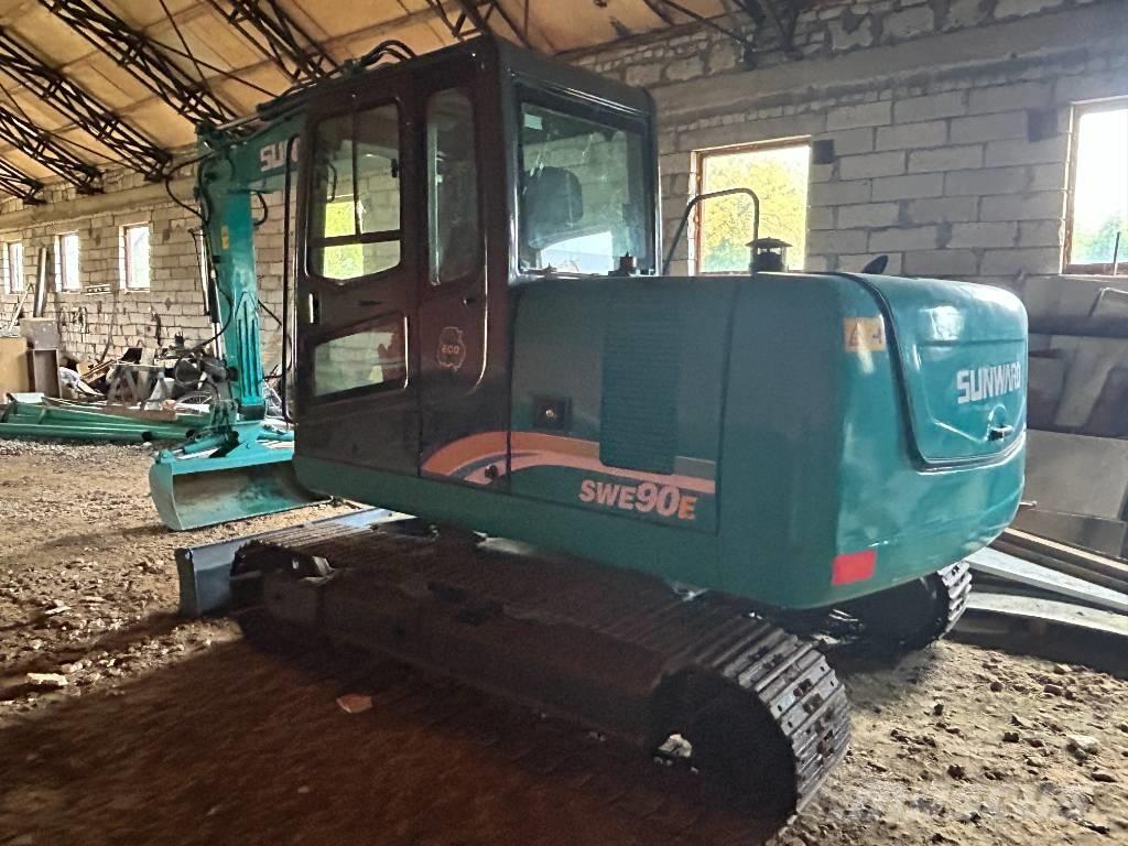 Sunward SWE 90 E Середні екскаватори 7т. - 12т.