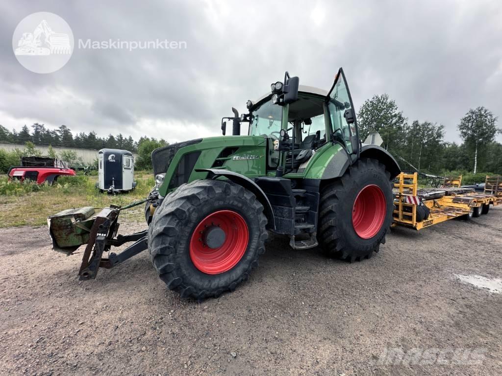 Fendt 824 Vario Трактори