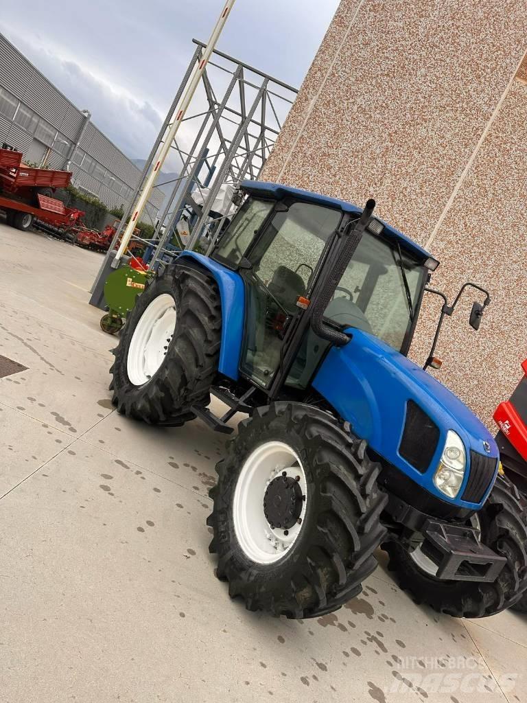 New Holland TL 100 Трактори