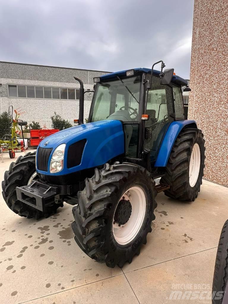 New Holland TL 100 Трактори