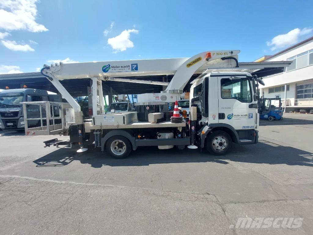Palfinger P 300 KS Автовишки на базі вантажівки
