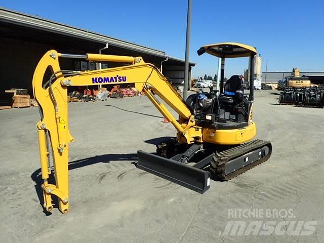 Komatsu PC35MR-5 Міні-екскаватори < 7т
