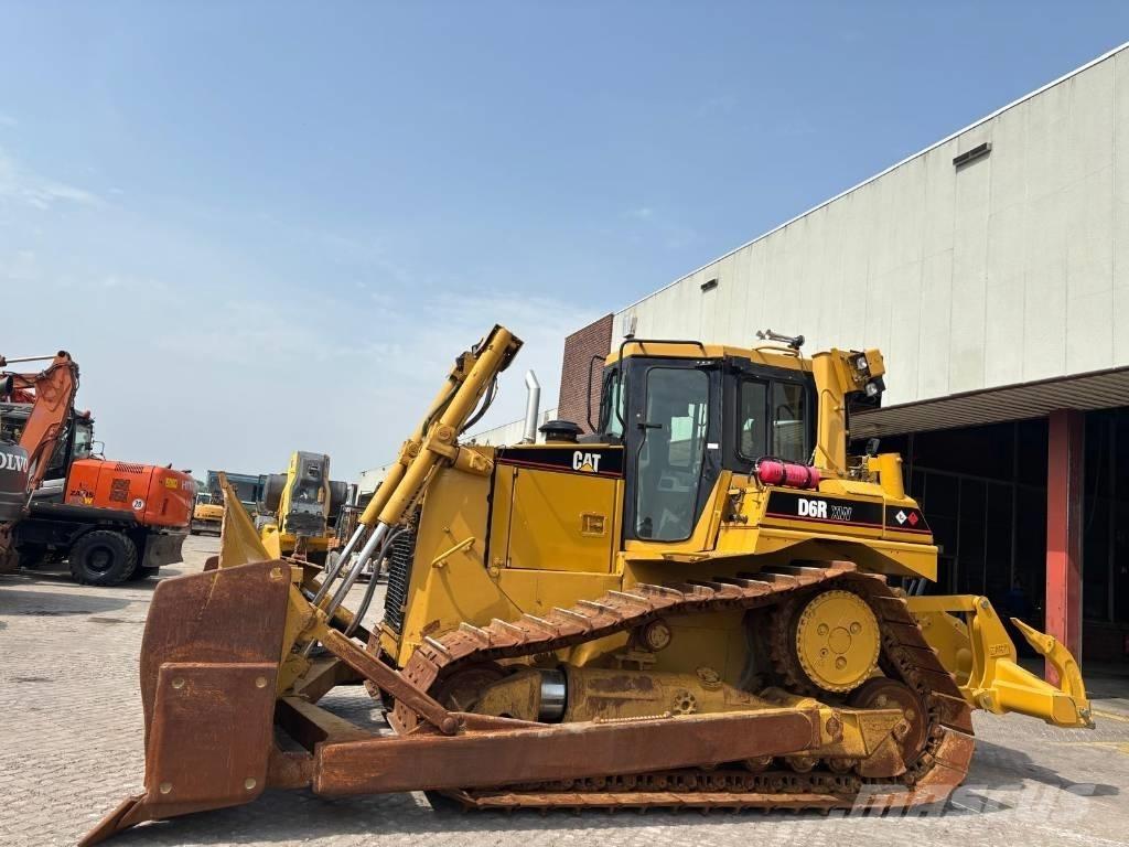 CAT D 6 R XW Гусеничні бульдозери