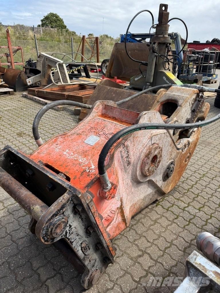 NPK G 18 J Будівельні роздрібнювачі