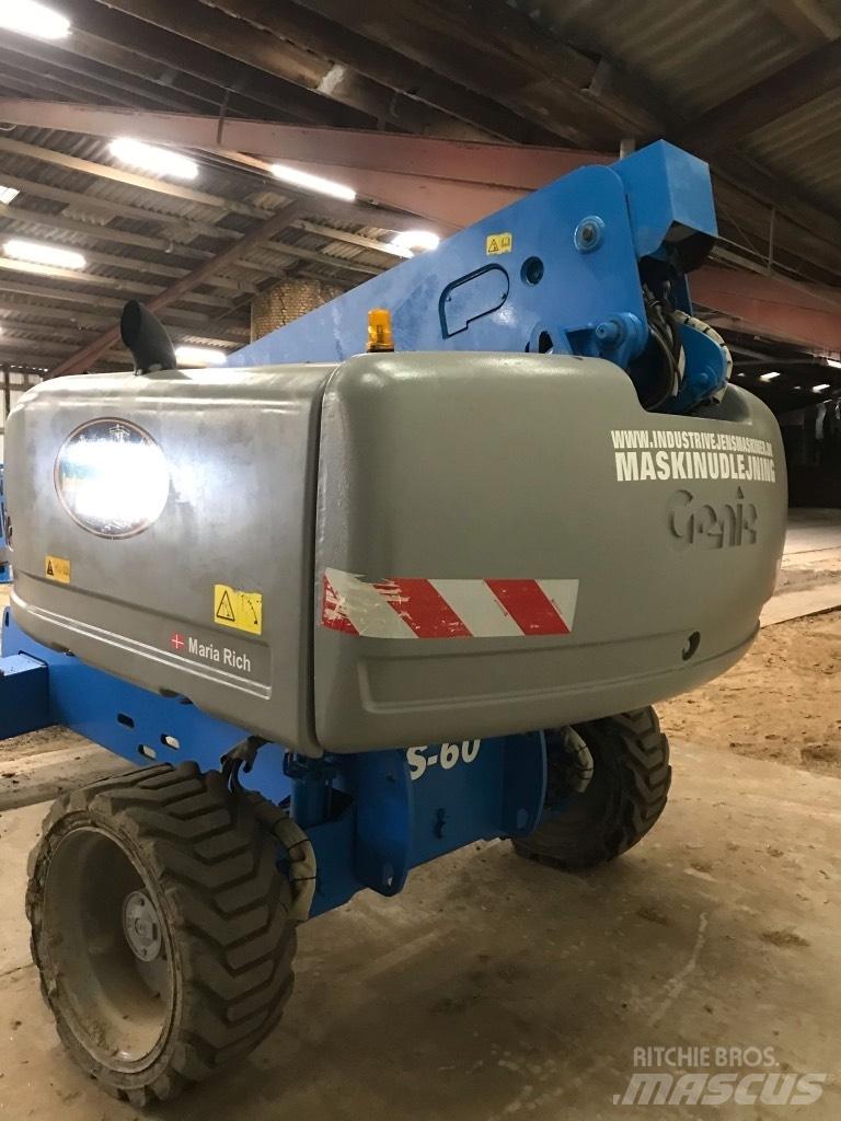 Genie S 60 HC Телескопічні підйомники