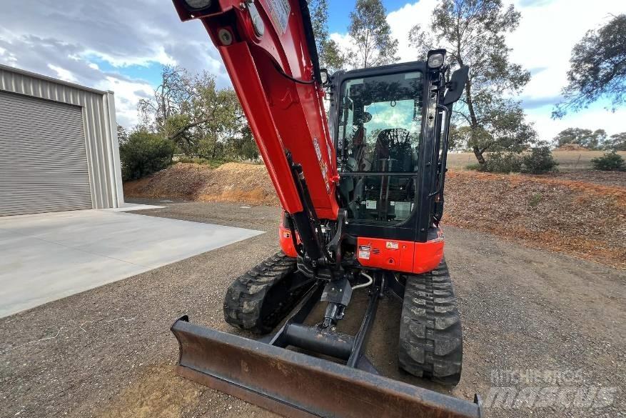 Kubota U55-4G Гусеничні екскаватори
