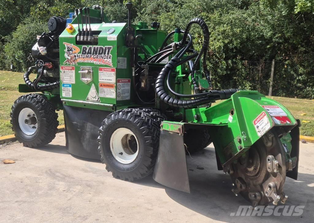 Bandit 2250N Машини для подрібнення пнів