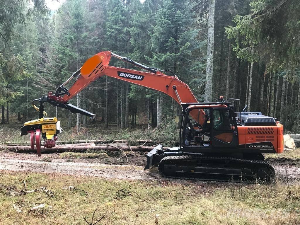 Doosan DX 235 NLC-5 Гусеничні екскаватори