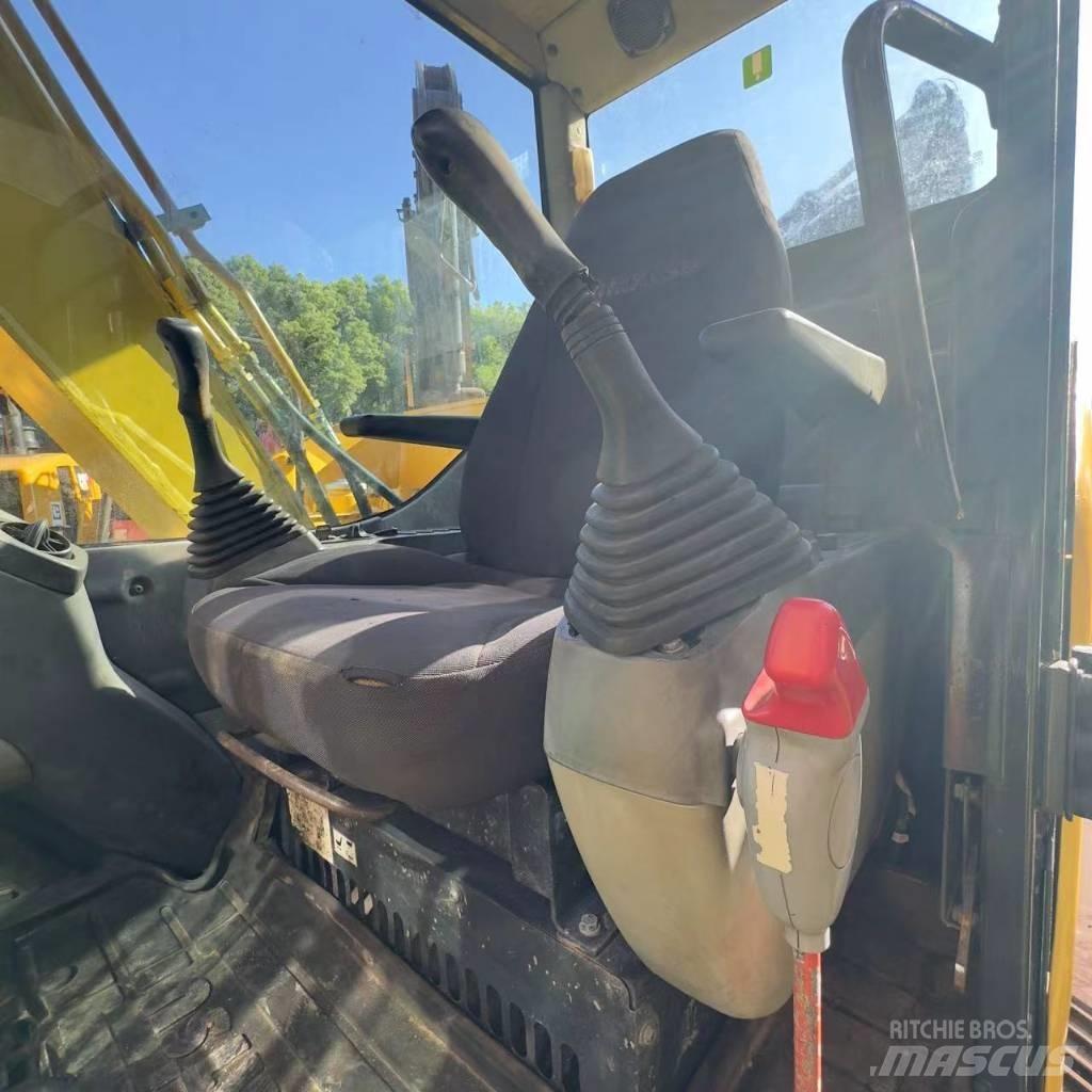 Komatsu PC 70 Гусеничні екскаватори
