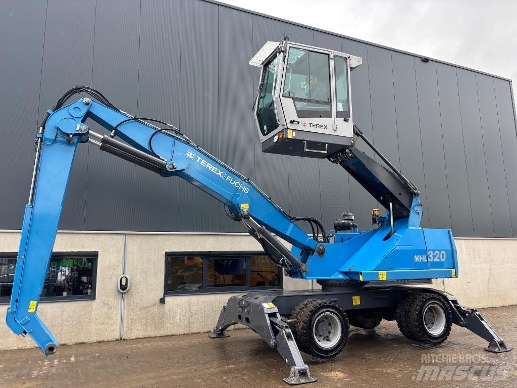 Fuchs MHL 320 D Перевантажувачі металобрухту/промислові навантажувачі