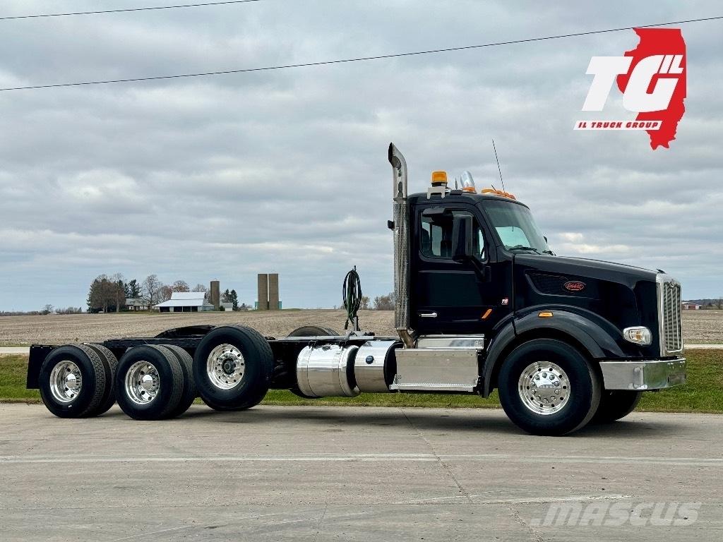 Peterbilt 567 Тягачі