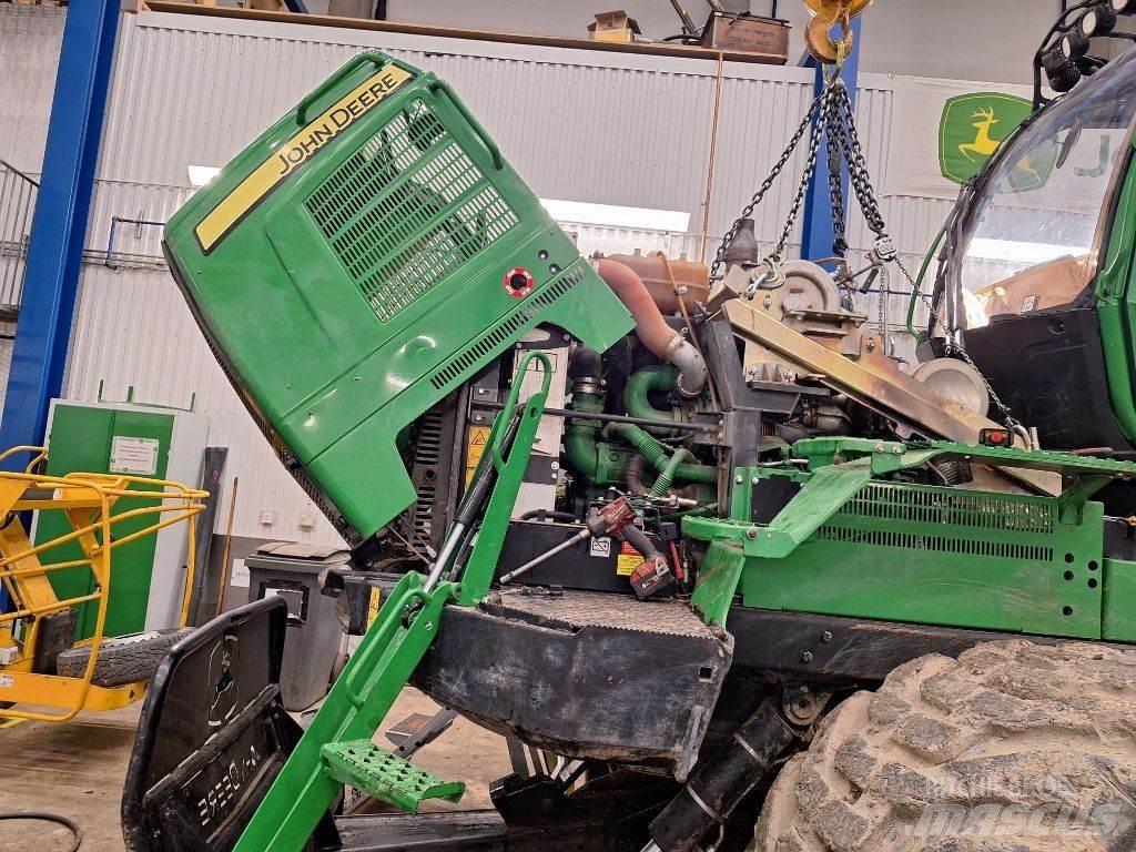 John Deere 1910 Форвардери