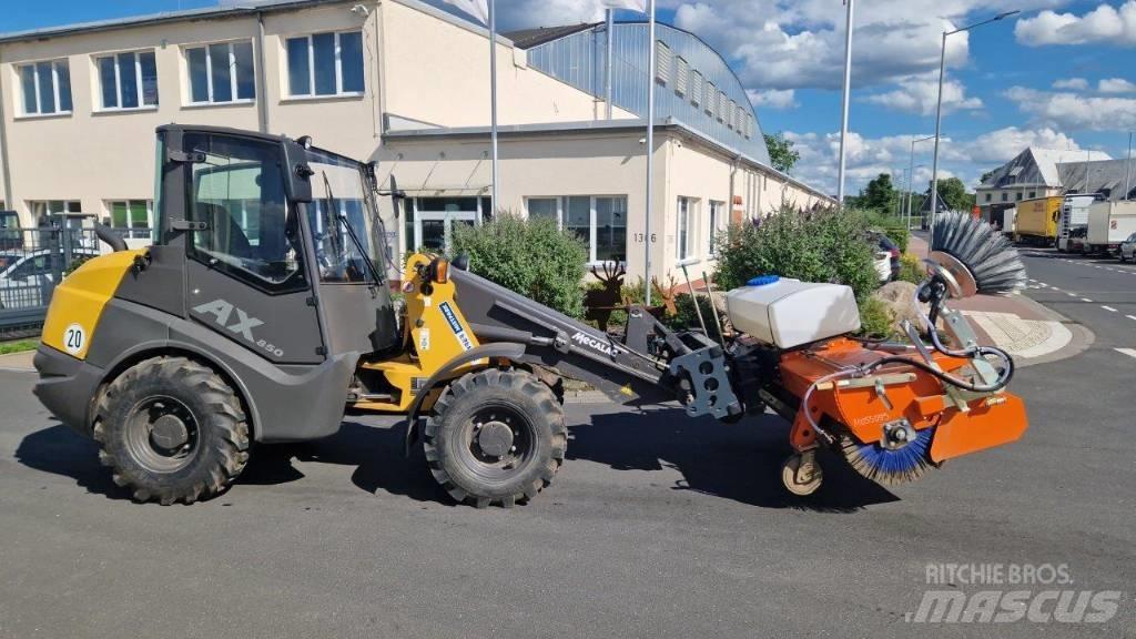 Mecalac AX 850 Фронтальні навантажувачі