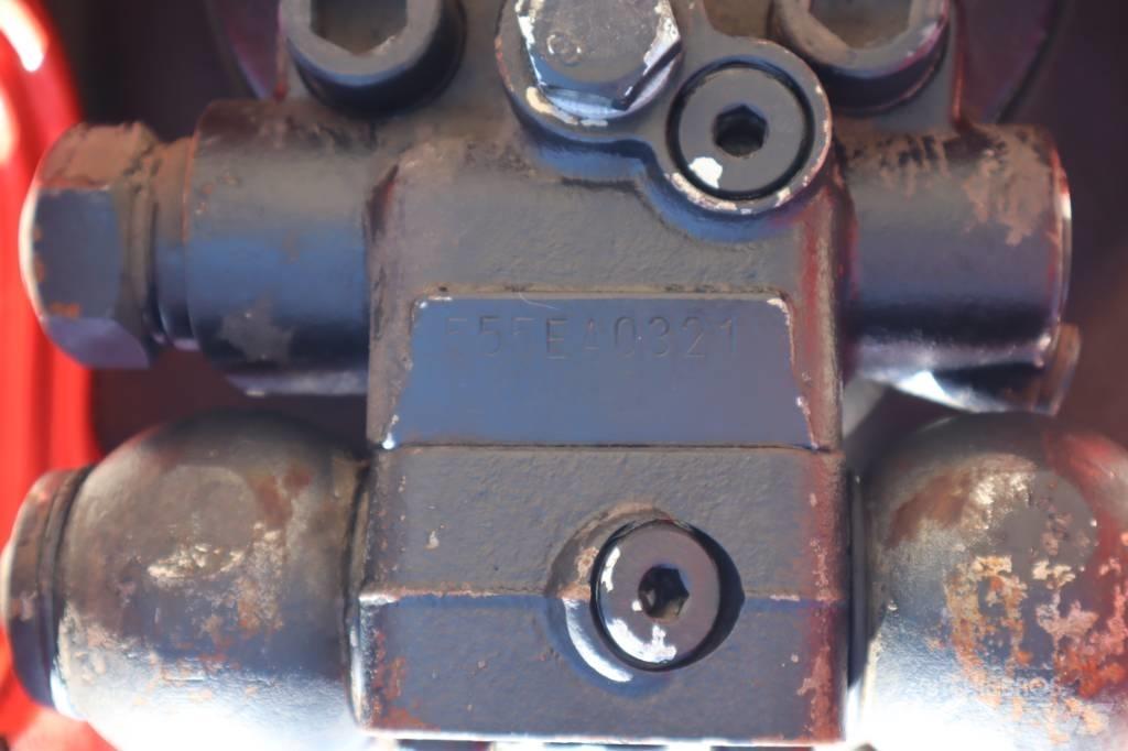 Rammer 555E Плуги