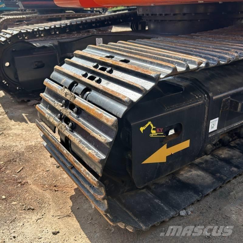 Doosan DX150 Гусеничні екскаватори