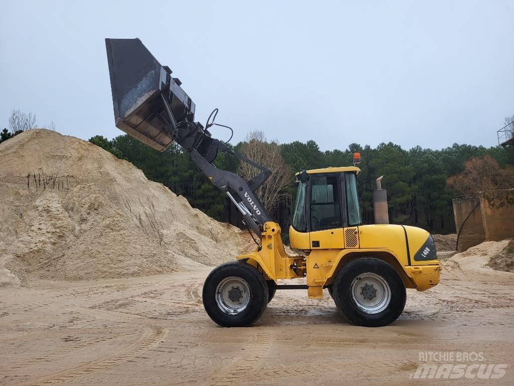 Volvo L 40 B Малі навантажувачі