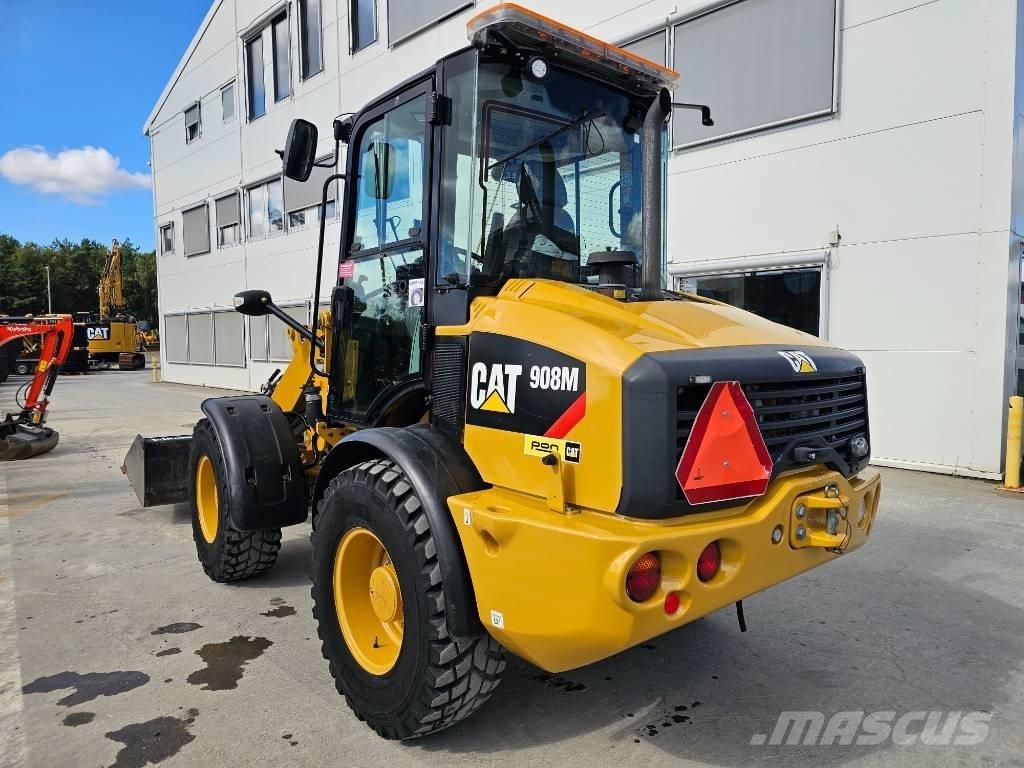CAT 908M Фронтальні навантажувачі