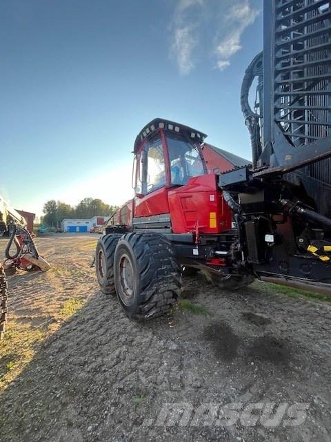 Komatsu XF895-2 Форвардери