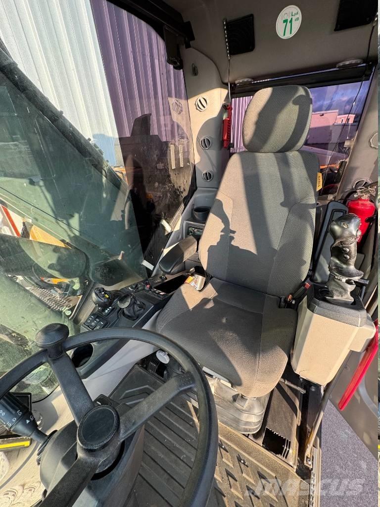 Volvo EWR 170 E Колісні екскаватори