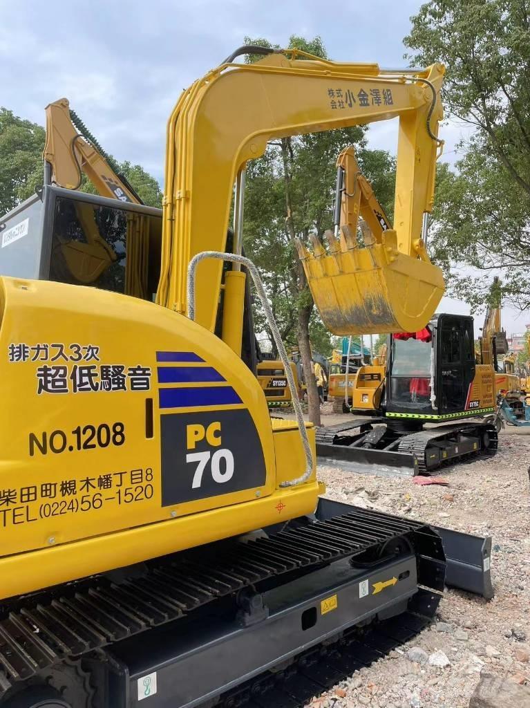 Komatsu 70-8 Гусеничні екскаватори