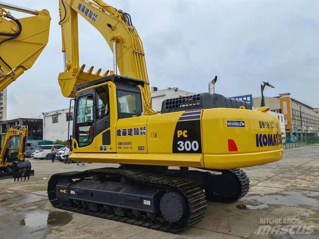 Komatsu PC 300 Гусеничні екскаватори
