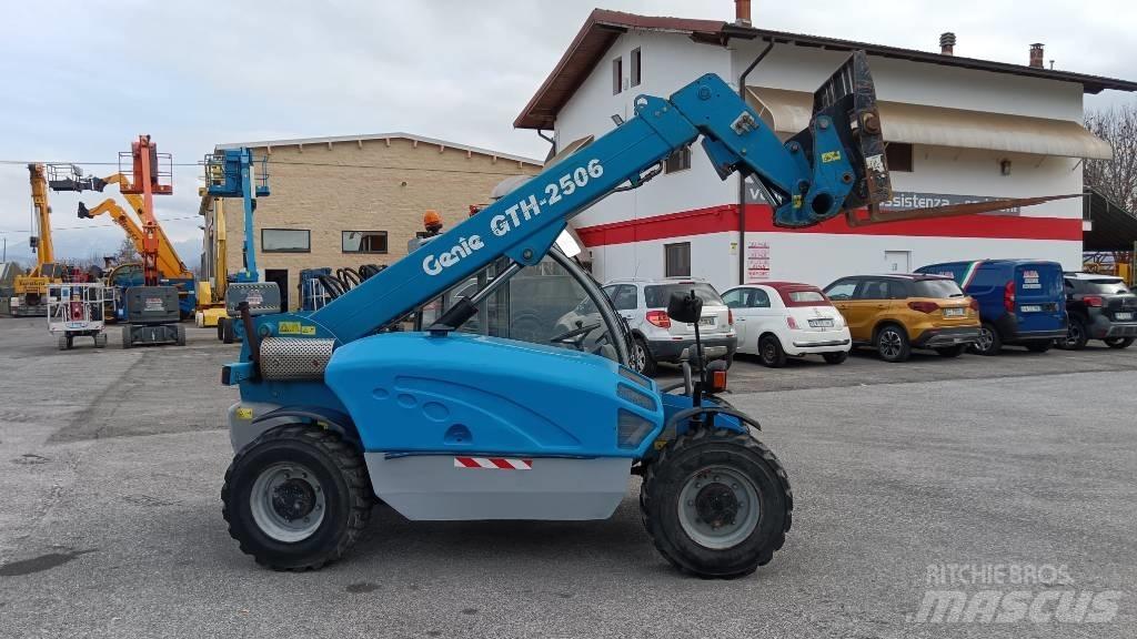 Terex Genie 2506 Телескопічні навантажувачі