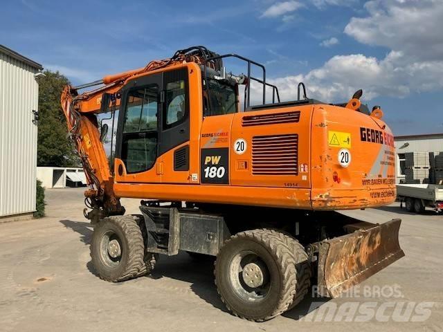 Komatsu PW 180-10 Колісні екскаватори