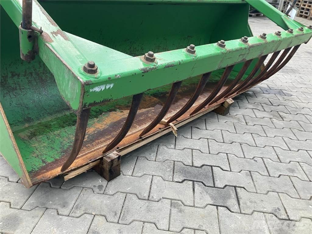 John Deere 2,20 m Запчастини та додаткове обладнання для фронтальних навантажувачів