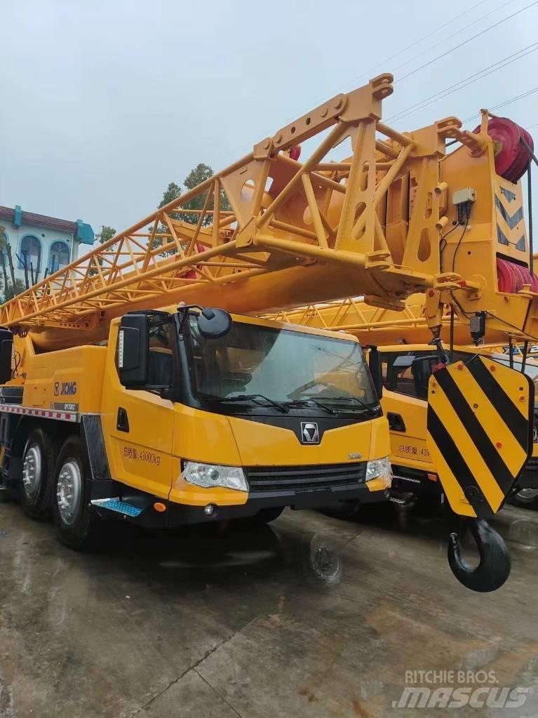 XCMG XZJ5434JQZ70K Гусеничні вантажники