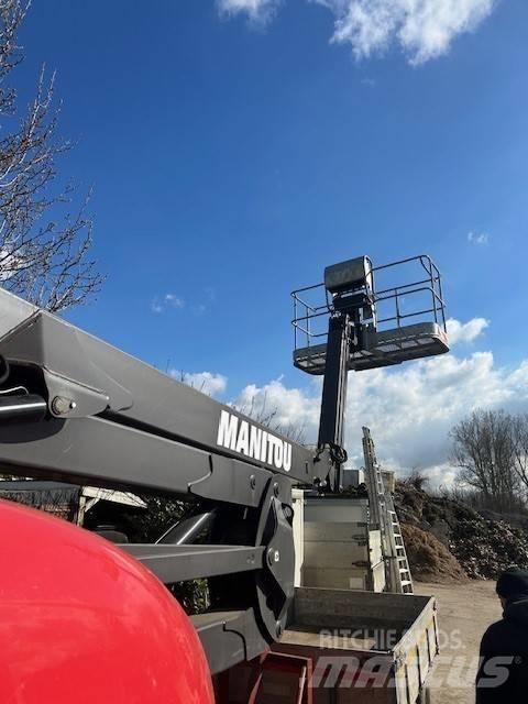 Manitou 200 ATJ Колінчаті підйомники