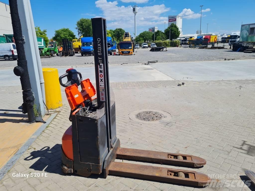 Toyota SWE080L Ручний візок