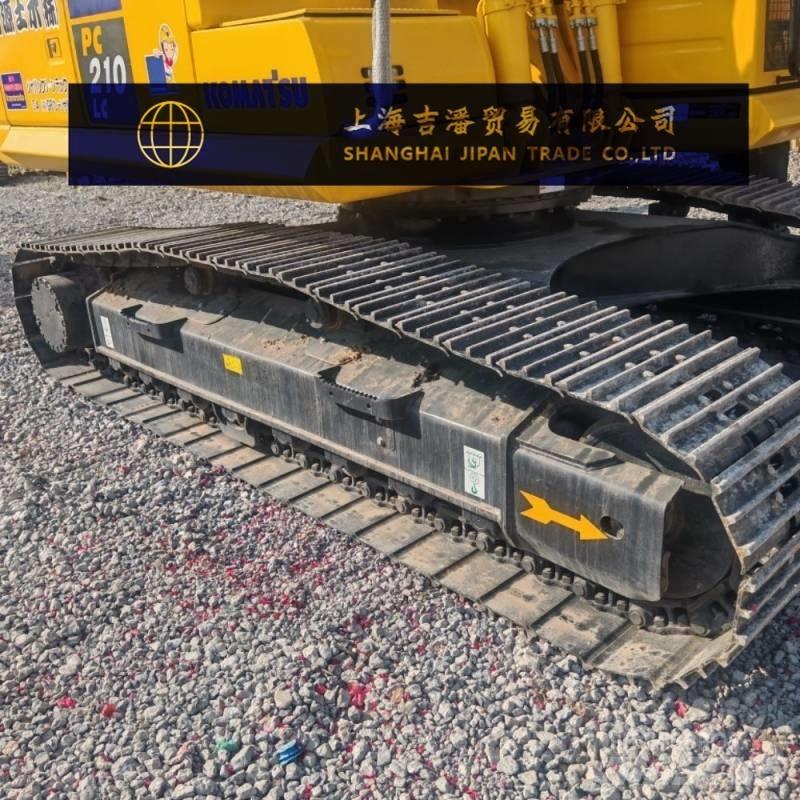 Komatsu PC 220 Гусеничні екскаватори