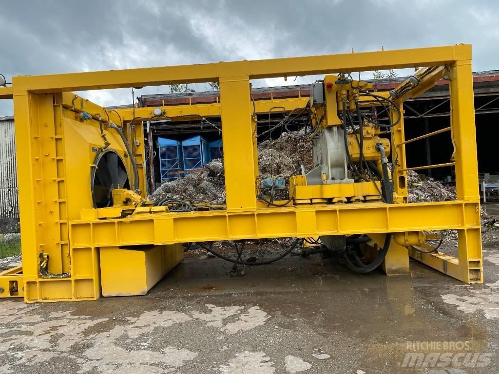 Komatsu PC4000-6 Гусеничні екскаватори