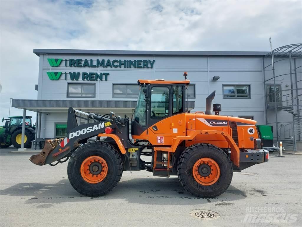 Doosan DL220-5 Фронтальні навантажувачі