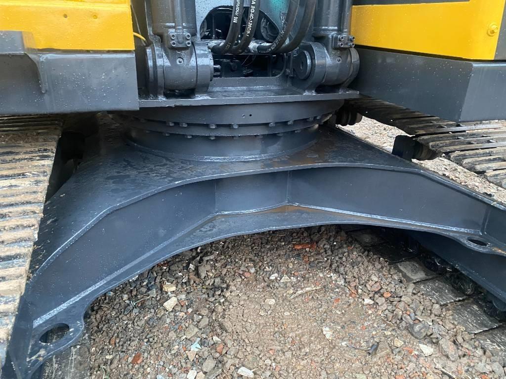 Volvo EC210BLC Гусеничні екскаватори