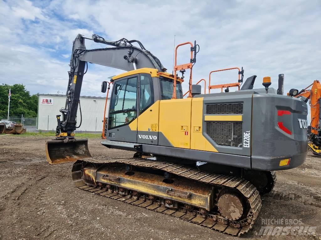 Volvo EC220EL Гусеничні екскаватори