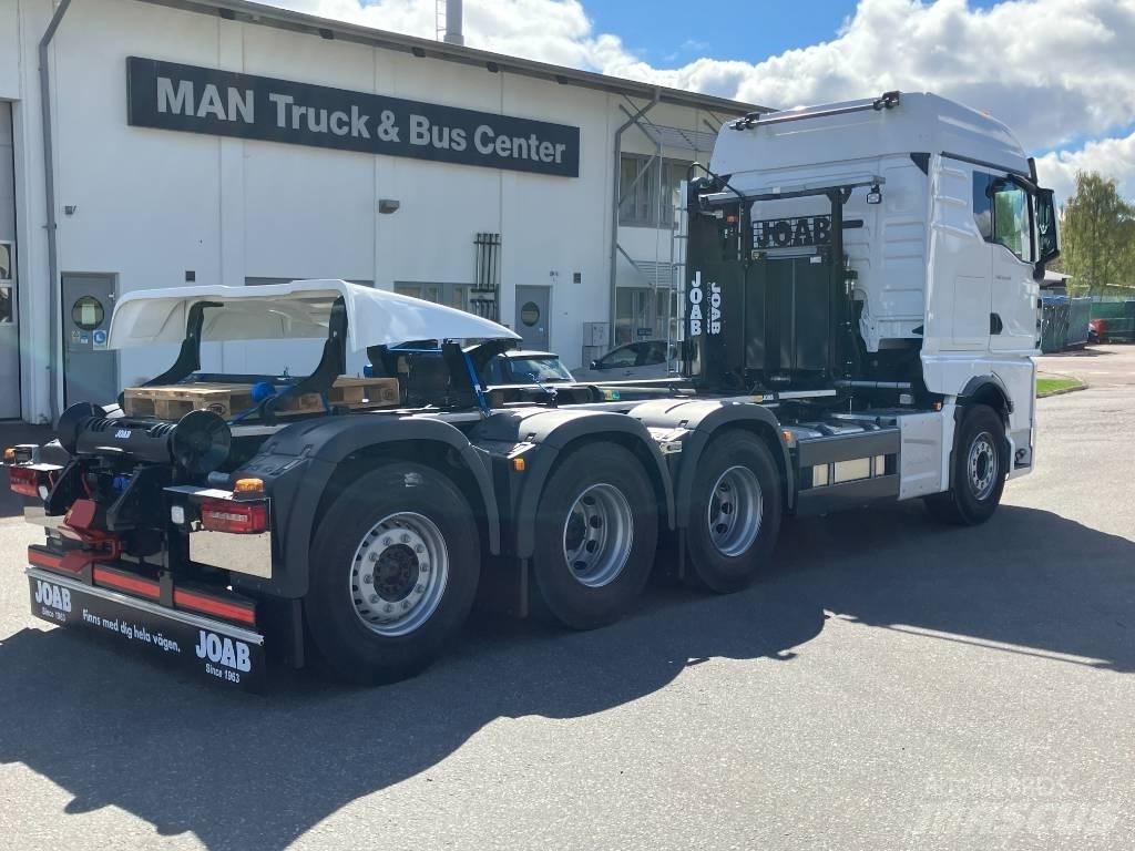 MAN TGX 35.520 Вантажівки з гаковим підйомом