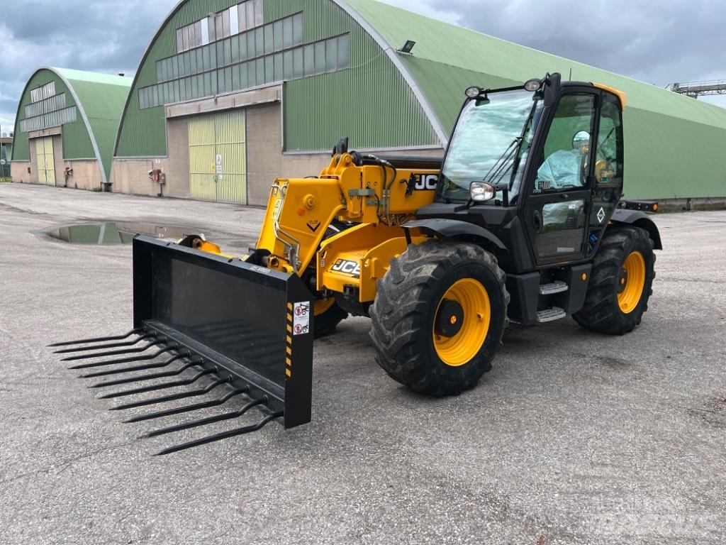 JCB 535-95 Agri Телескопічний навантажувач