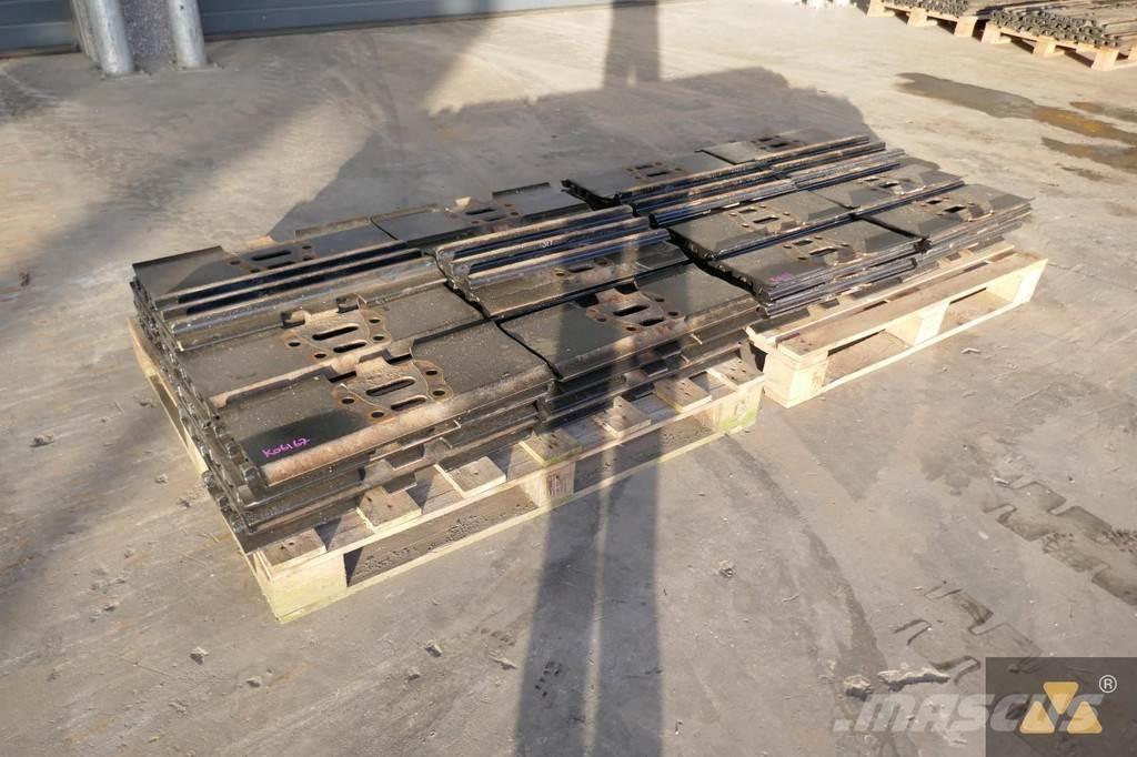 CAT 330 Trackshoes Шини