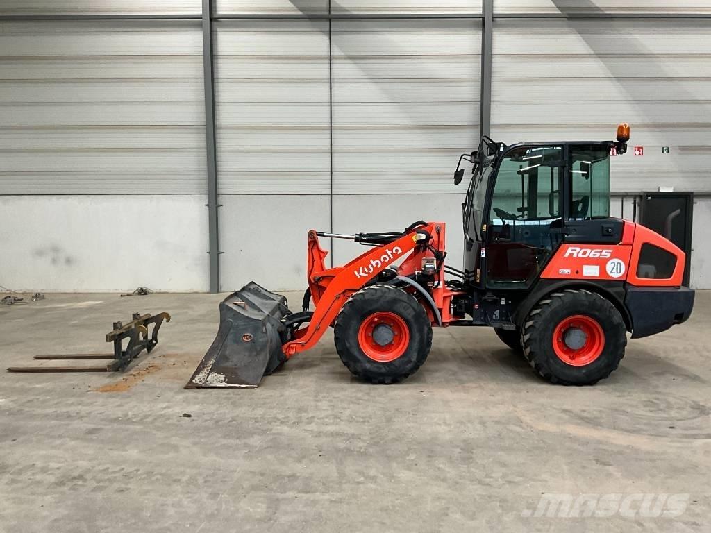 Kubota R 065 Wheel loaders