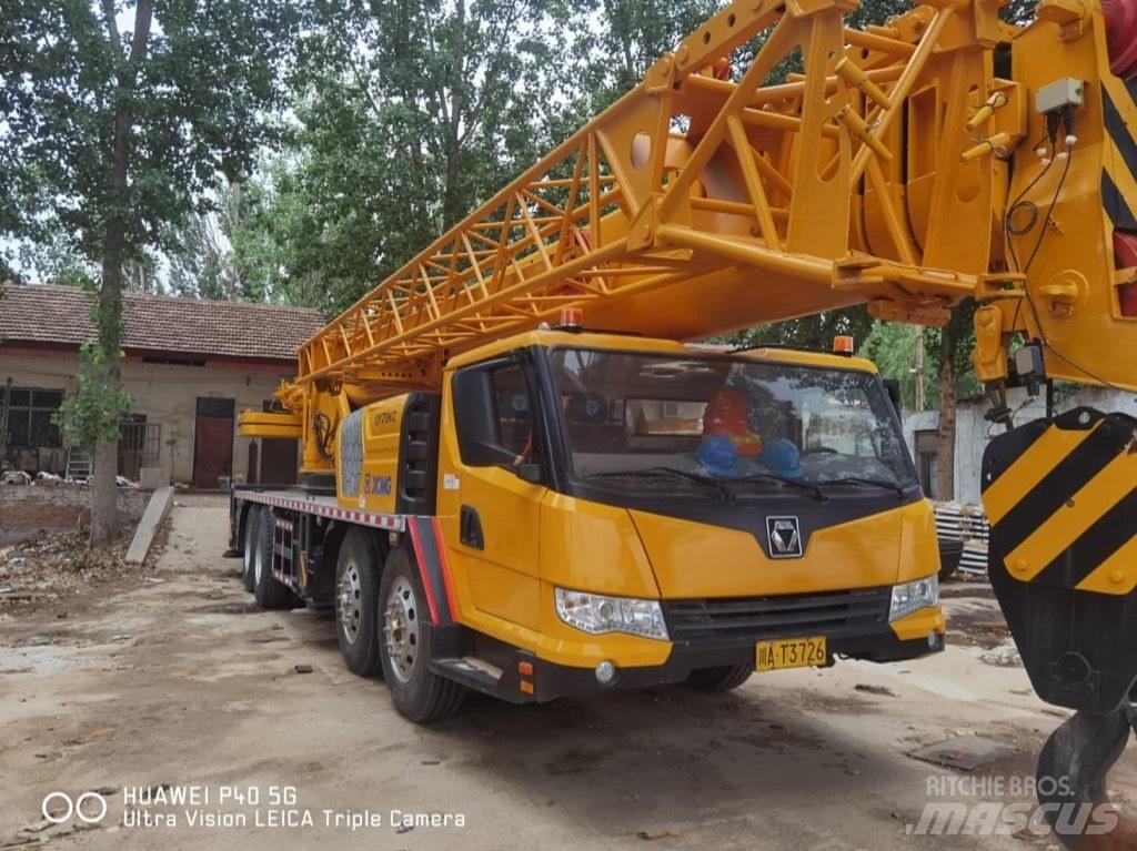XCMG QY70K автокрани