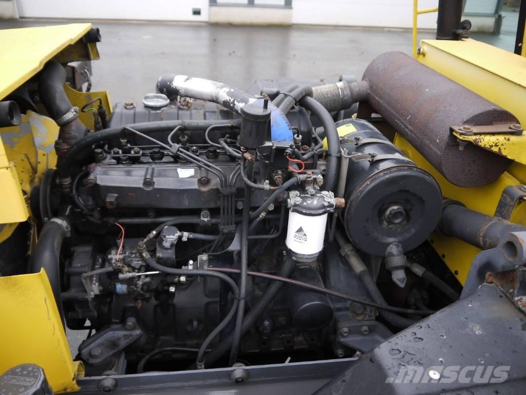 Wille 655 Фронтальні навантажувачі