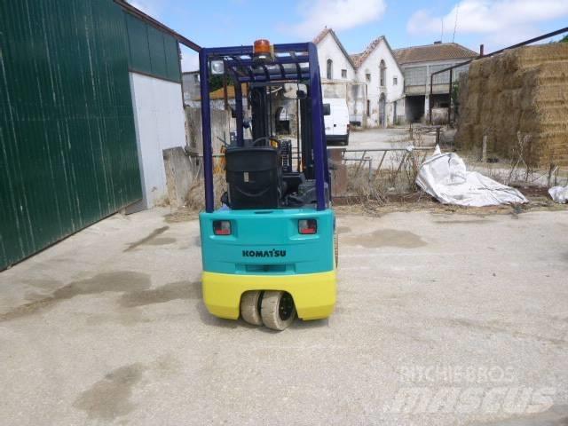 Komatsu FB18M-2R Електронавантажувачі