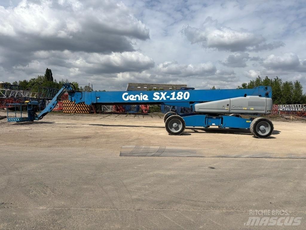Genie SX 180 Телескопічні підйомники