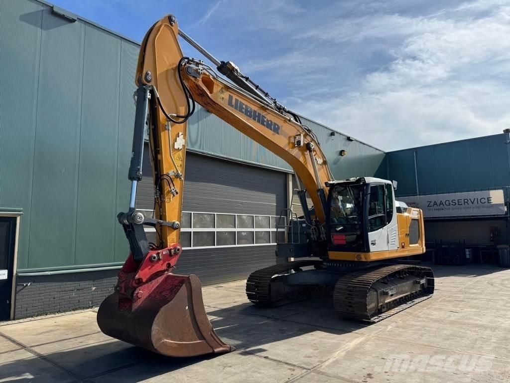 Liebherr R922 LC Гусеничні екскаватори