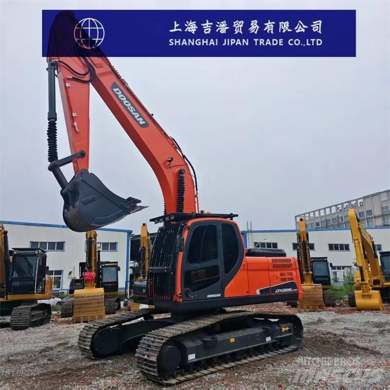 Doosan DX 225 Гусеничні екскаватори